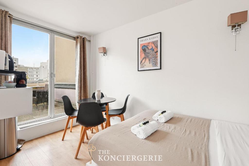Appartement avec terrasse vue Tour Eiffel - 2
