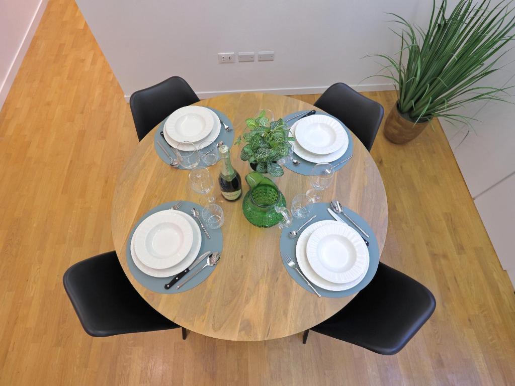 Loft Two Towers Historic Center - 2 BR 2BA - Patio - 4