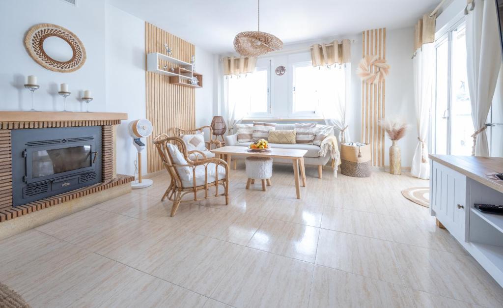 Marina Bella House - Sea view and private pool, up to 8 persons - 2