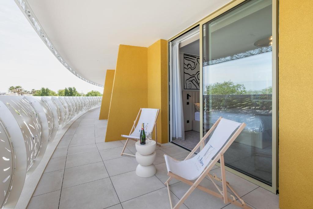 Vibes Resort Brand-new studio with rooftop pool Naturist Village - 2