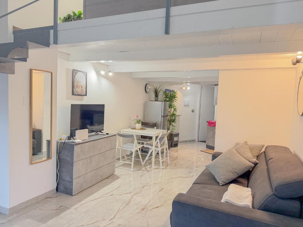 Loft4 Porta Venezia- Centro Milano M1 - 5