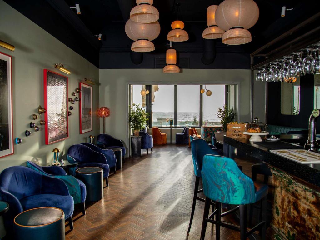 Bar/lounge