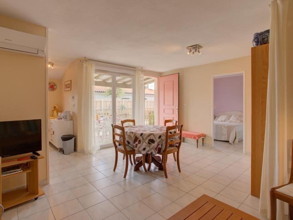 Charmant T2 avec terrasse - 4 pers. - FR-1-877-11 - 4