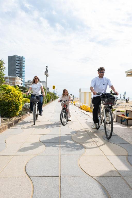 Hotel Bristol — Beach in Jesolo, Veneto