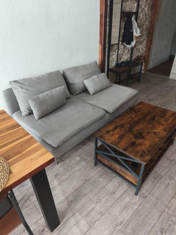 Beautiful 2 bedrooms appartment in Antibes old city - 5
