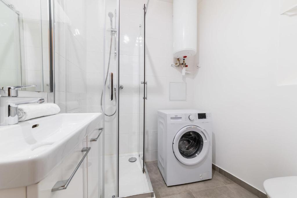 Studio agreable et bien placee - Paris 18 - 2P - 3