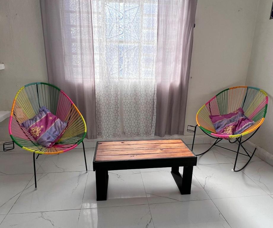 Casa Huahuix - Residencia Familiar con Piscina en Mérida - 2