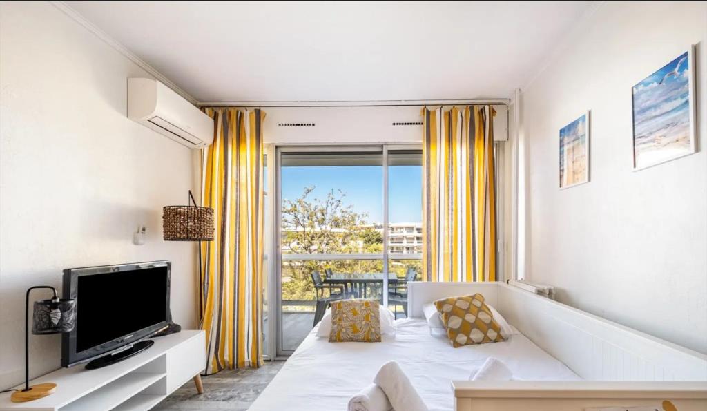 Magnifique studio Gébal climatisé vue sur mer Piscine à Juan-les-pins - 5