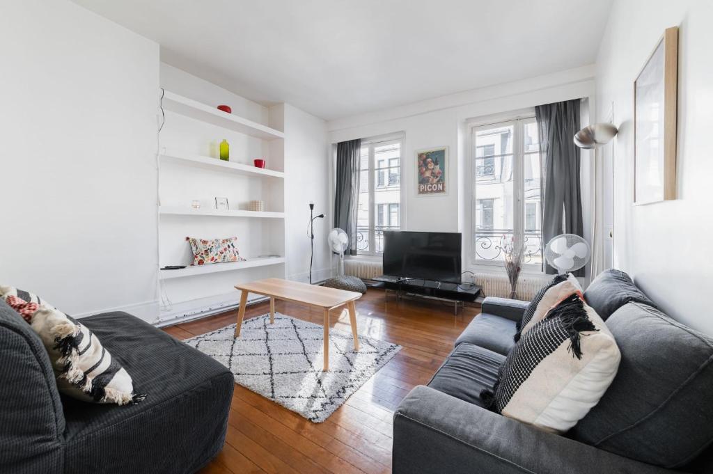 Appartement Paisible Proximite des Halle - 4P - 1