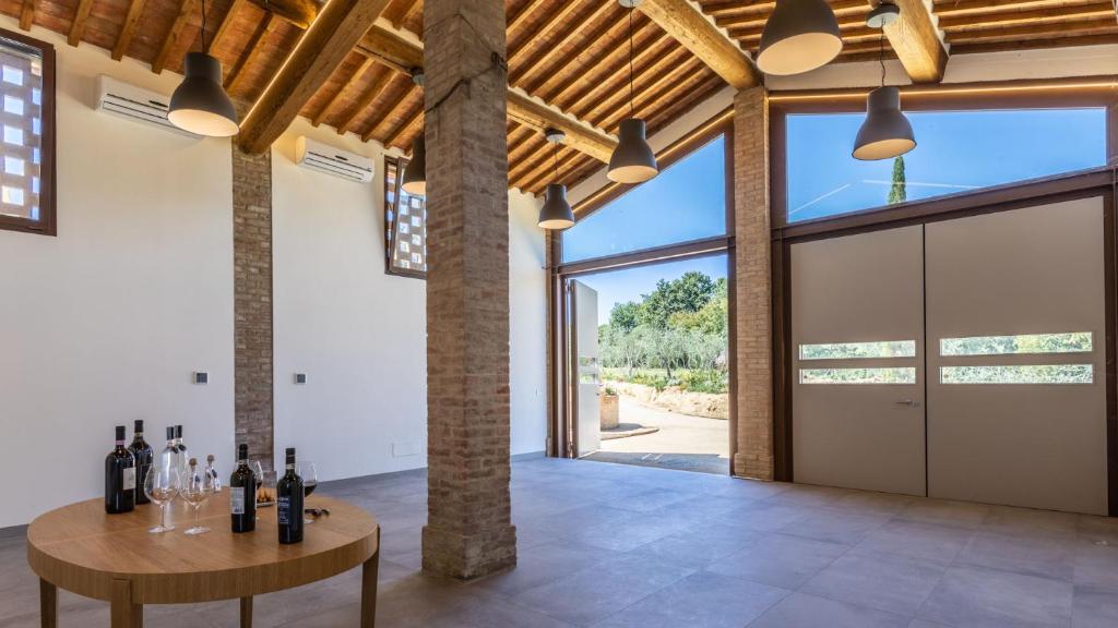 LA FONTE DI SANTA REGINA 8, Emma Villas - 2
