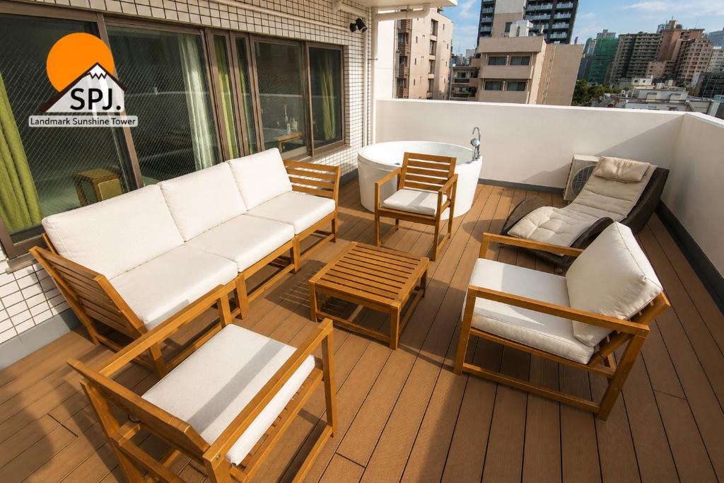 Landmark Sunshine Hotel