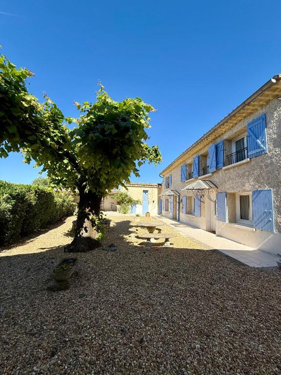 Liorelys in Provence Charming House with Pool - 2
