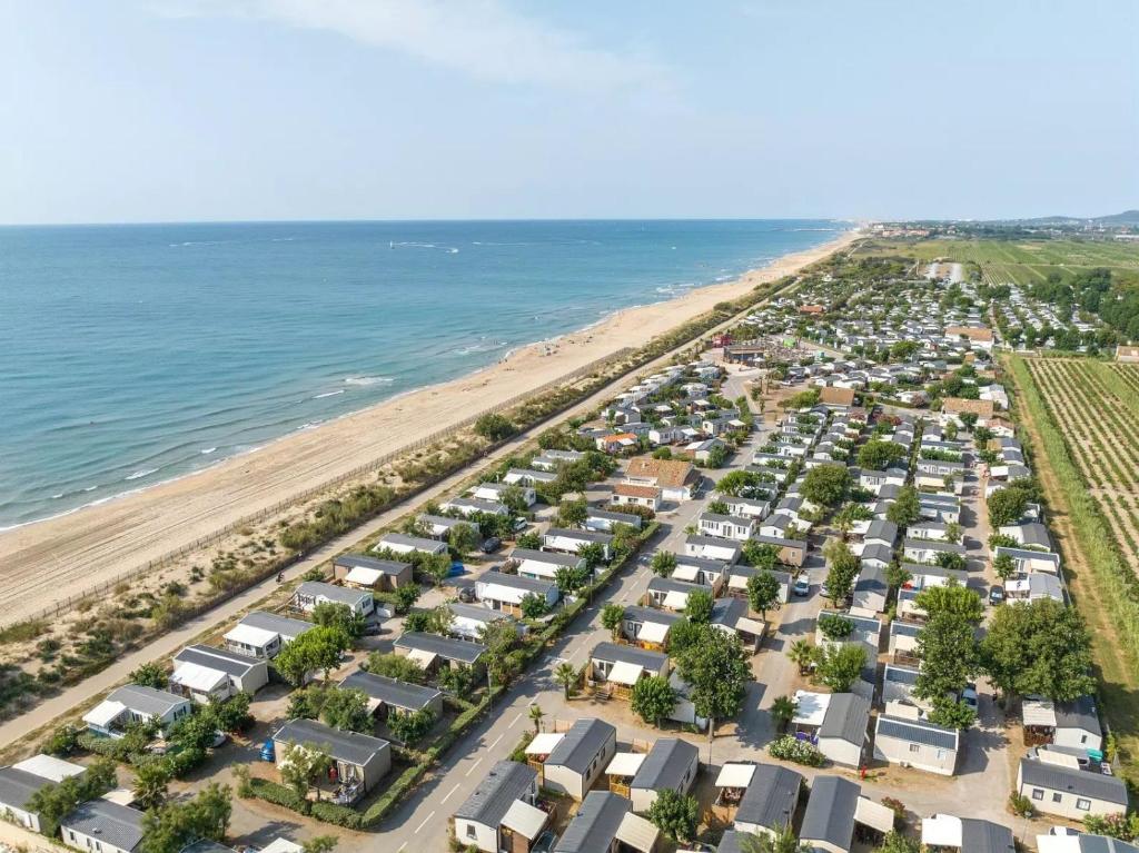 Mobil-home au Camping Castellas - 2