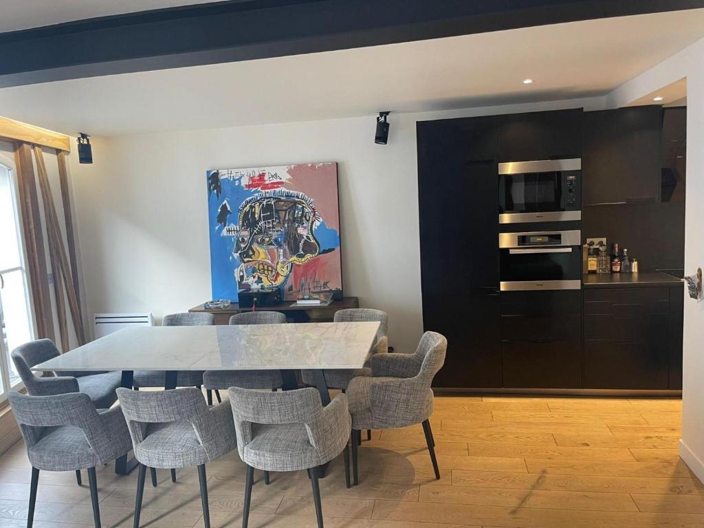 An amaizing apartment with terrace - 1