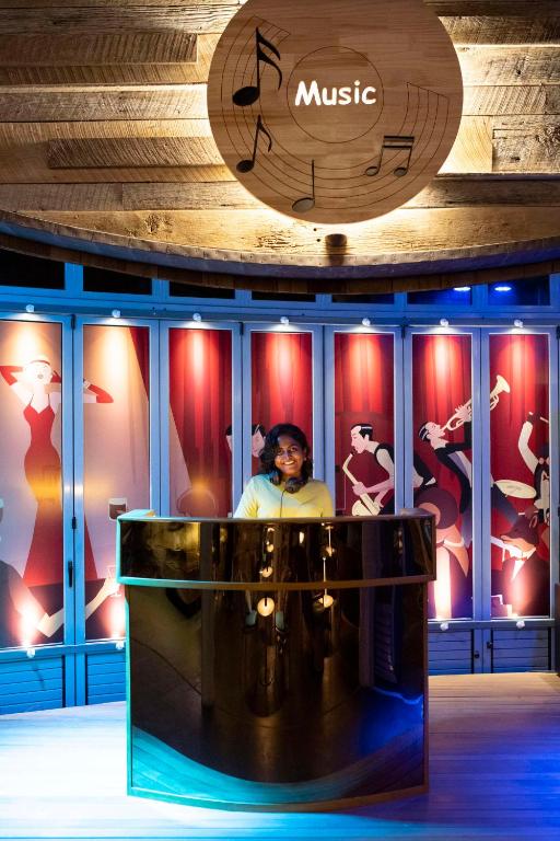 Bar/lounge