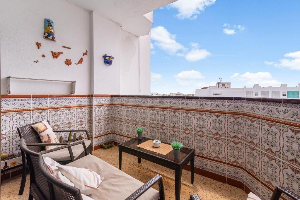 Home2Book Pool View & Terrace Beachside Maspalomas - 4