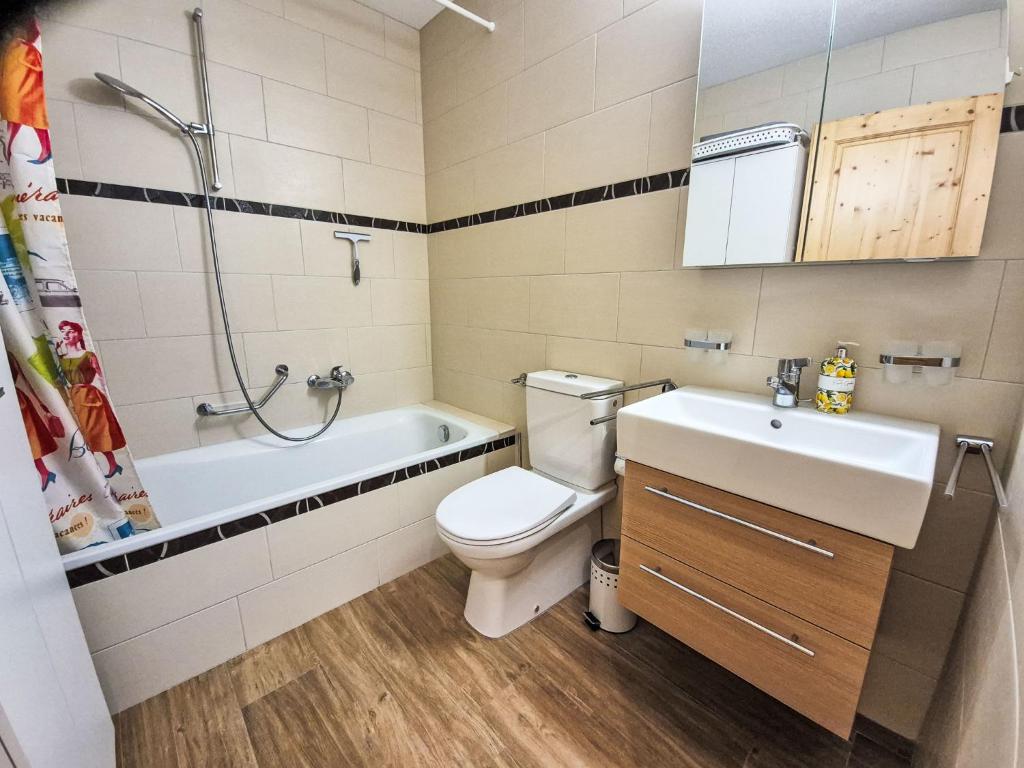 Apartment Clair-Azur B 35 by Interhome - 4