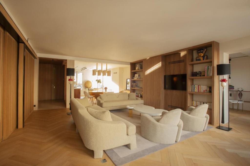 Luxueux Appartement avec balcon, Champs Élysées - 1