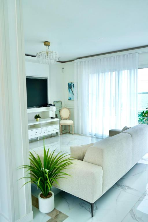FRGK Luxury Villa Azura with beachfront pool for 10 people Maréchal Juin - 5