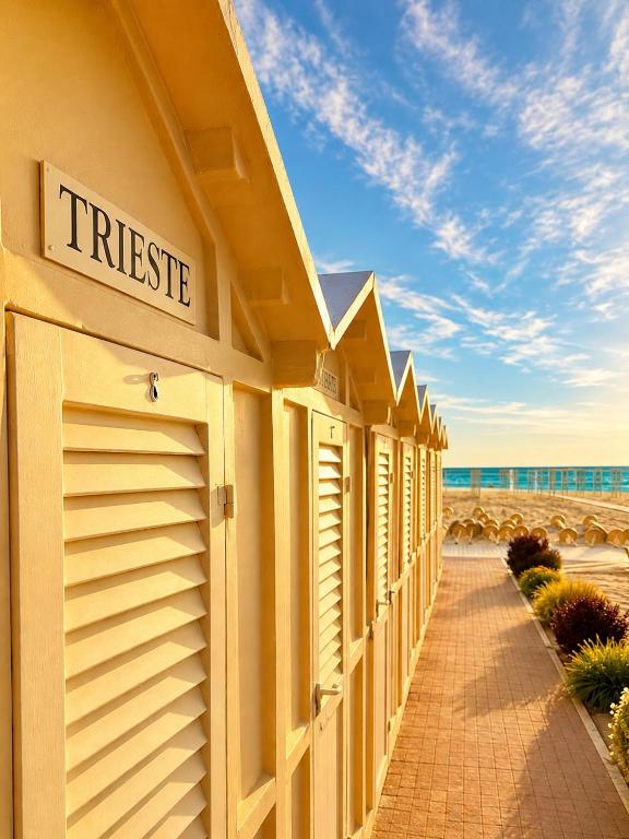 Hotel Trieste RICCIONE - 5