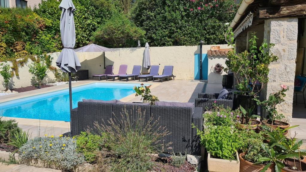 Superbe villa avec piscine privée au calme - 4
