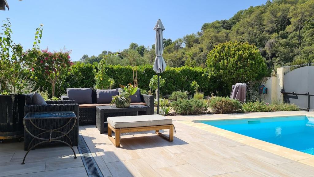 Superbe villa avec piscine privée au calme - 5