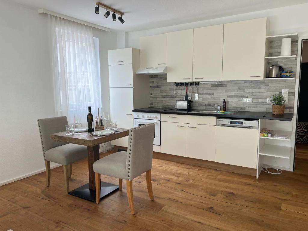 Hideaway in Strobl mit Frühstück und Badeplatz in Sankt Wolfgang - 4