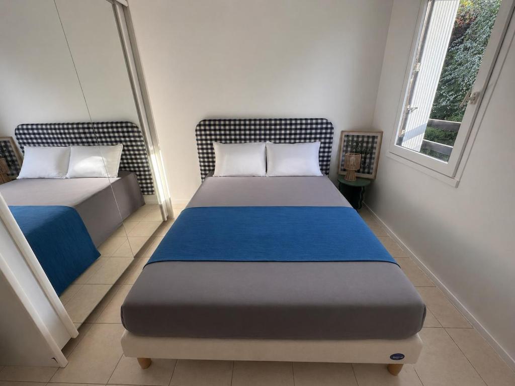 Charming apartment with tennis court and pool - 4