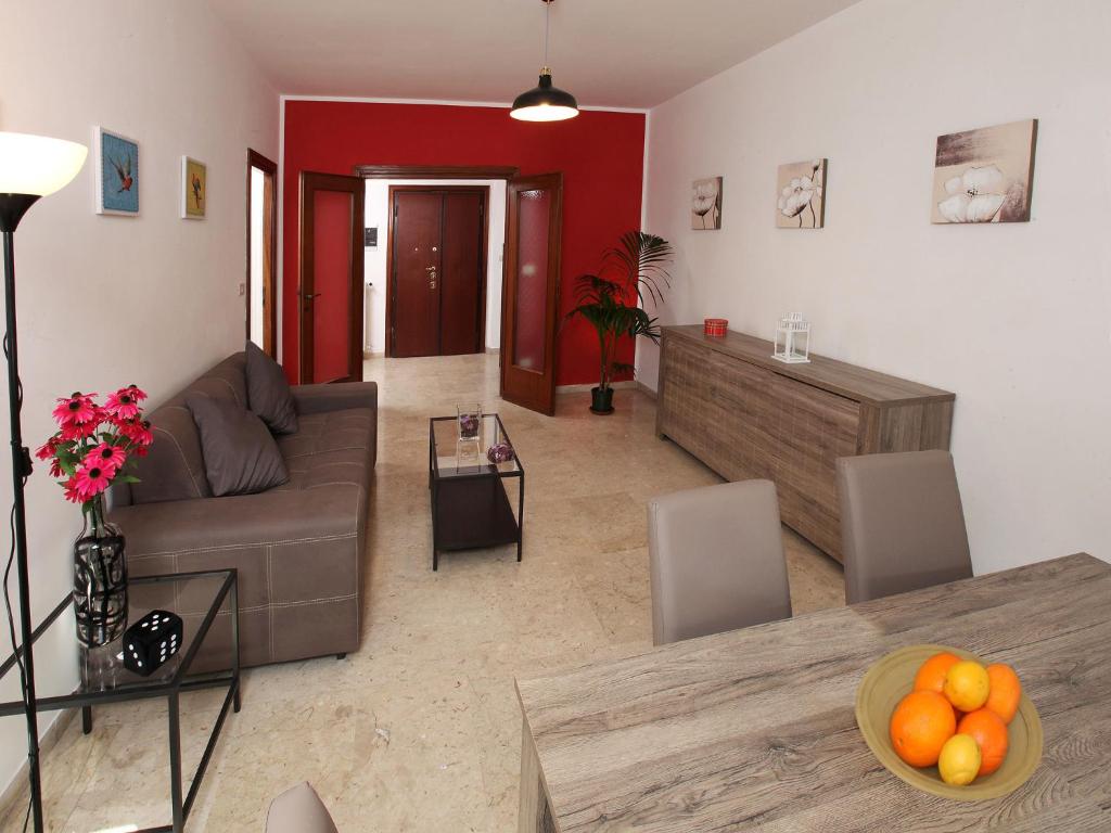 Marina Home - 2