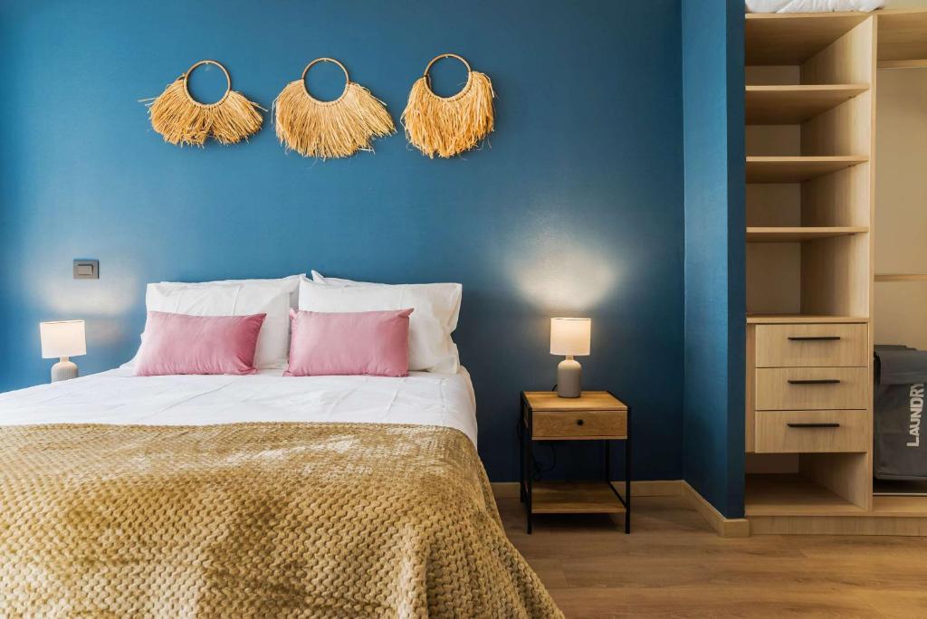 Chic Apartment with Balcony & Pool in Las Condes - 4