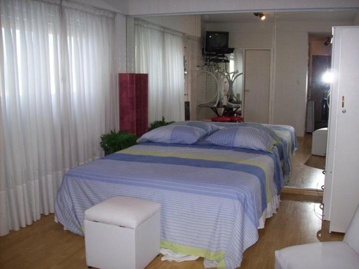 Monoambiente barrio Recoleta - 1