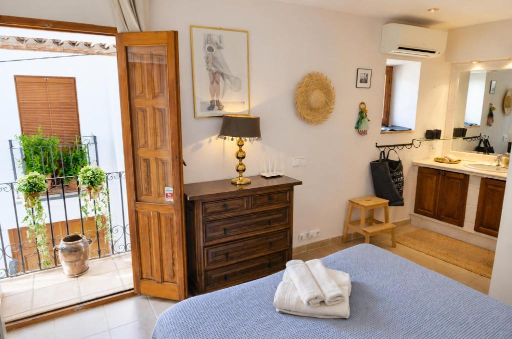 Idyllic old town house in Altea by NRAS - 5