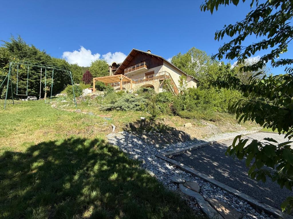 Gîte confort 15 couchages, vue panoramique Montagne Hautes Alpes, Terrasses - 4