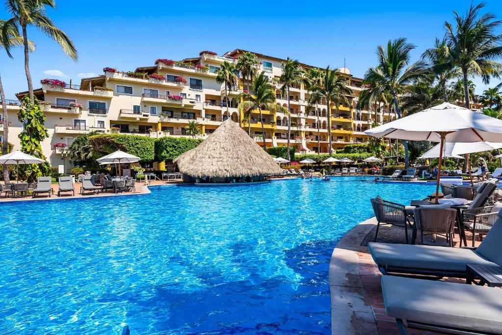 Velas Resort Access Beachfront 3BR Condo - 4