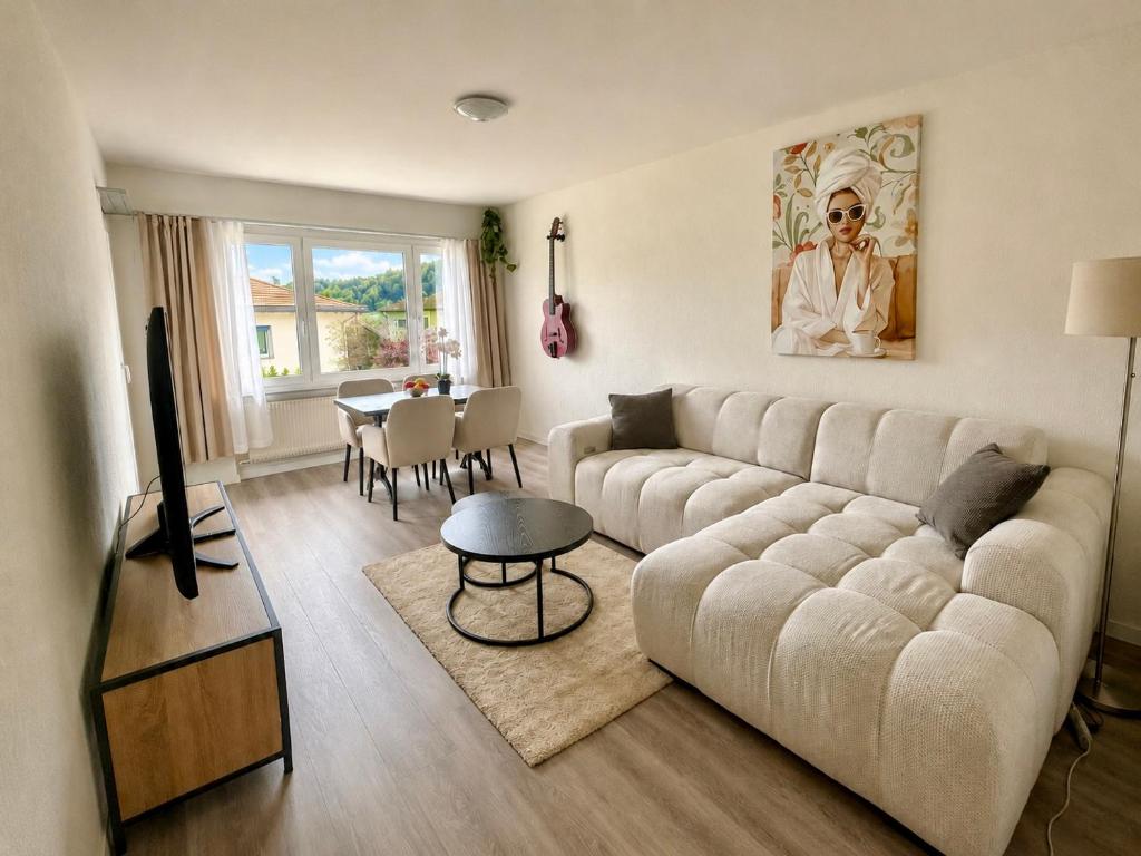 2BR Topview Mountain, Balcony, Interlaken - 3