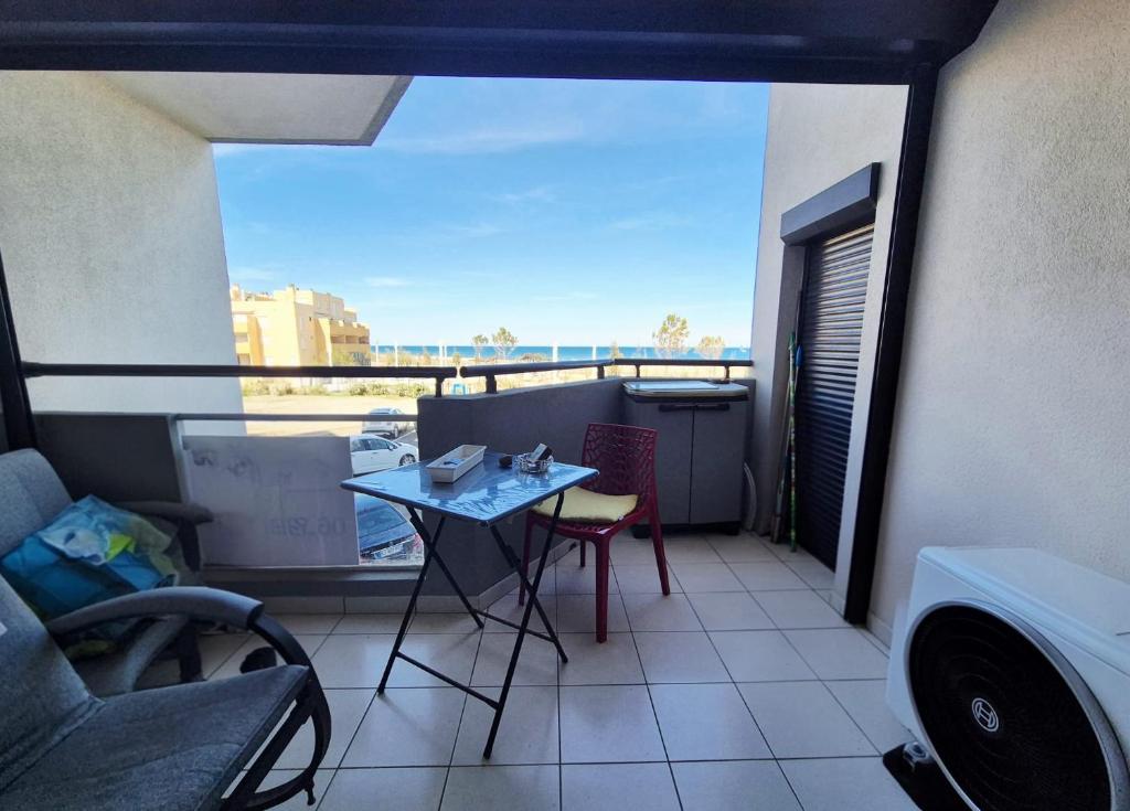 T2 climatisé, vue Mer totale, ascenseur, 2 à 4 pers, parking privé, Wifi fibre, proche des commerces, Kanumera Barcarès - 4