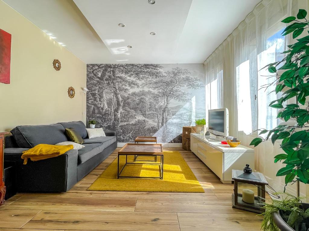 RétroMirabeau "Le Raspaïl" - 65m2 avec VUE - 2 CHAMBRES - 4 pers - COURS MIRABEAU HALLES GARE - EMPLACEMENT TOP - Chèques Vacances CONNECT - 1