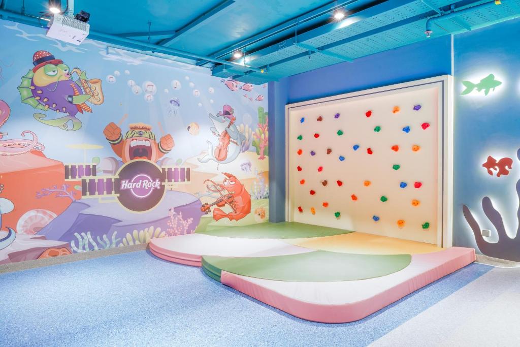Kid’s club