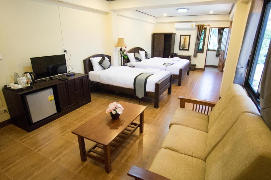 nanbaankhun hotel photo
