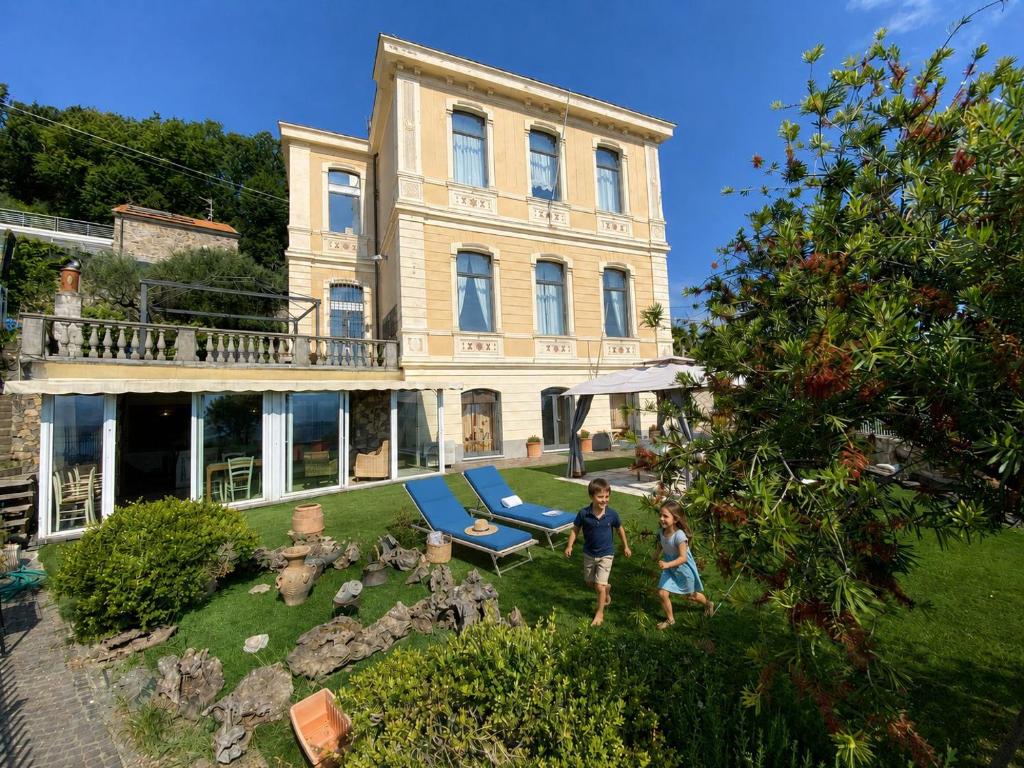 Villa le palme-Pool, garden, terrace & sea view - 2