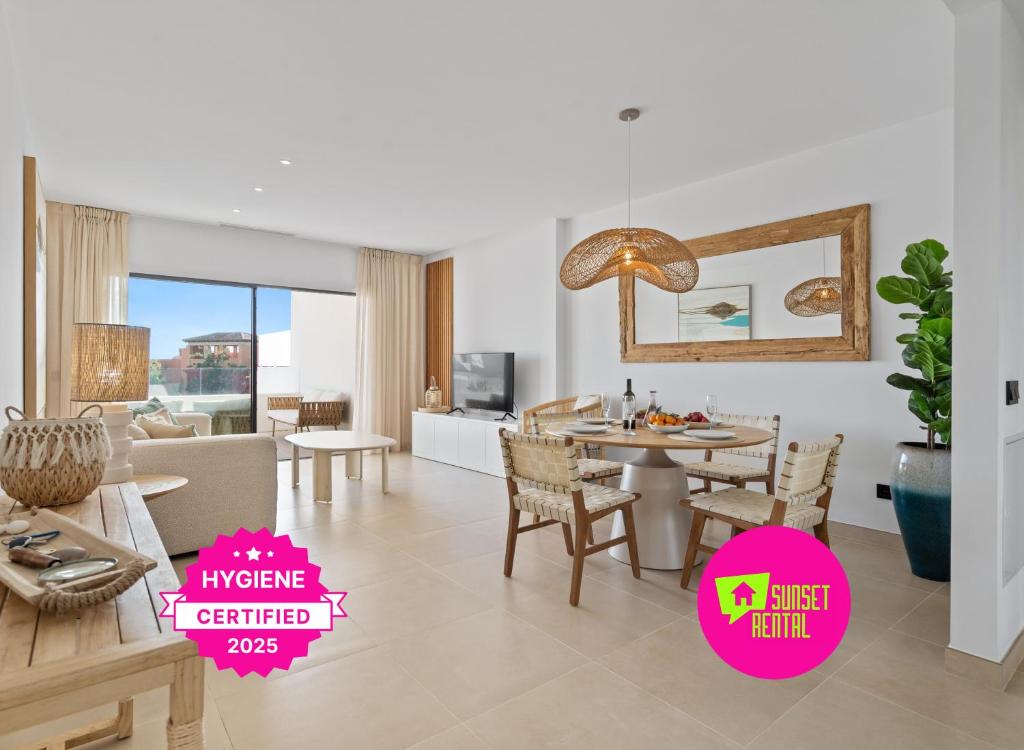 Modern Apartment with Terrace & Pools Next to Golf - 1