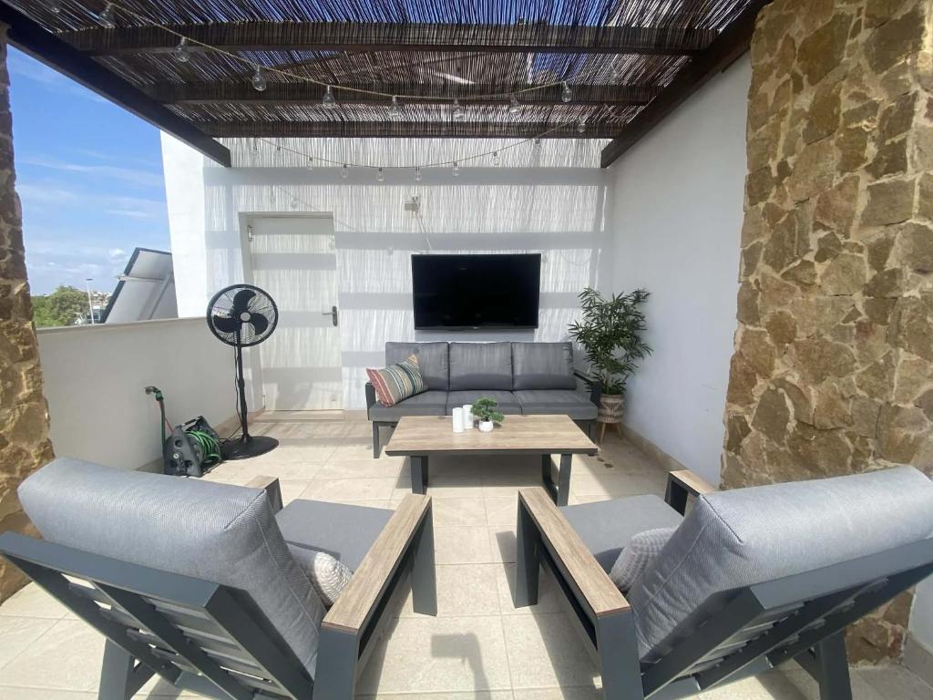 Modern villa in Torrevieja with private pool - 2