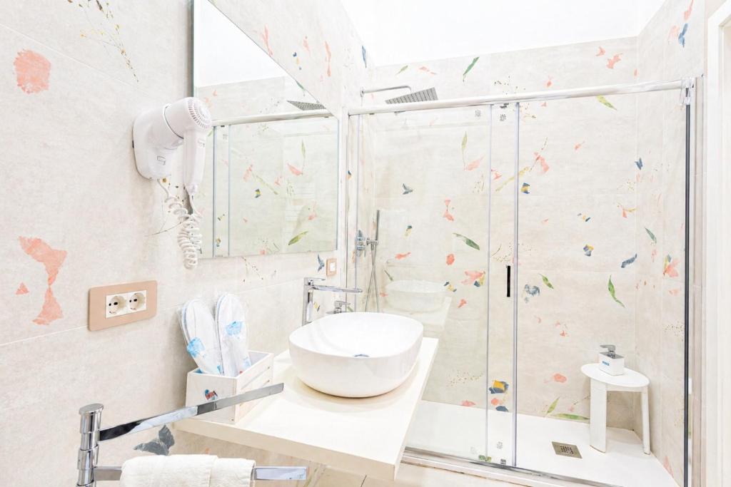 CharmiNaples - VivimiHome - 3
