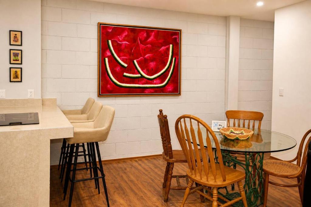 Roma Norte Jungle Oasis: 2 units/5BR for 14 Guests - 2