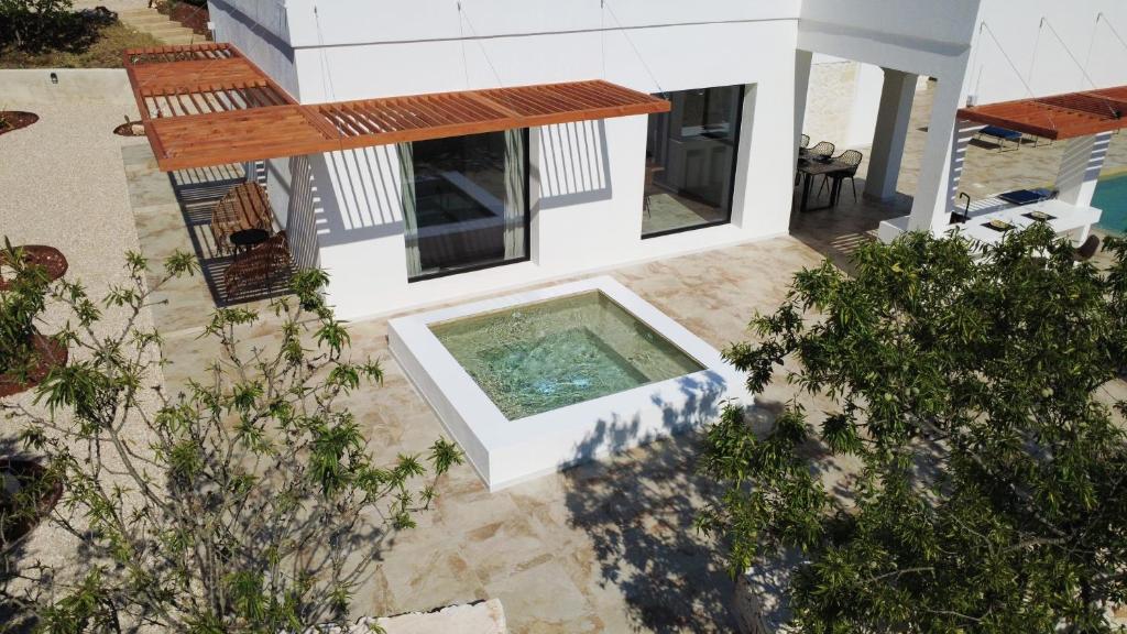 OSTUNI HARMONY HOUSE - Villa con piscina e vasca idromassaggio - 4