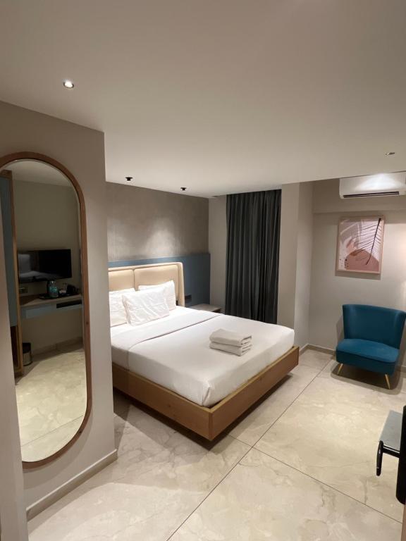 Livi Suites