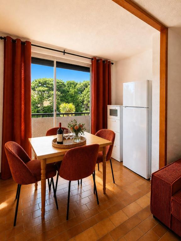 T2 confort - Plage 5 min à pied - 6 pers - Parking & Piscine - 1