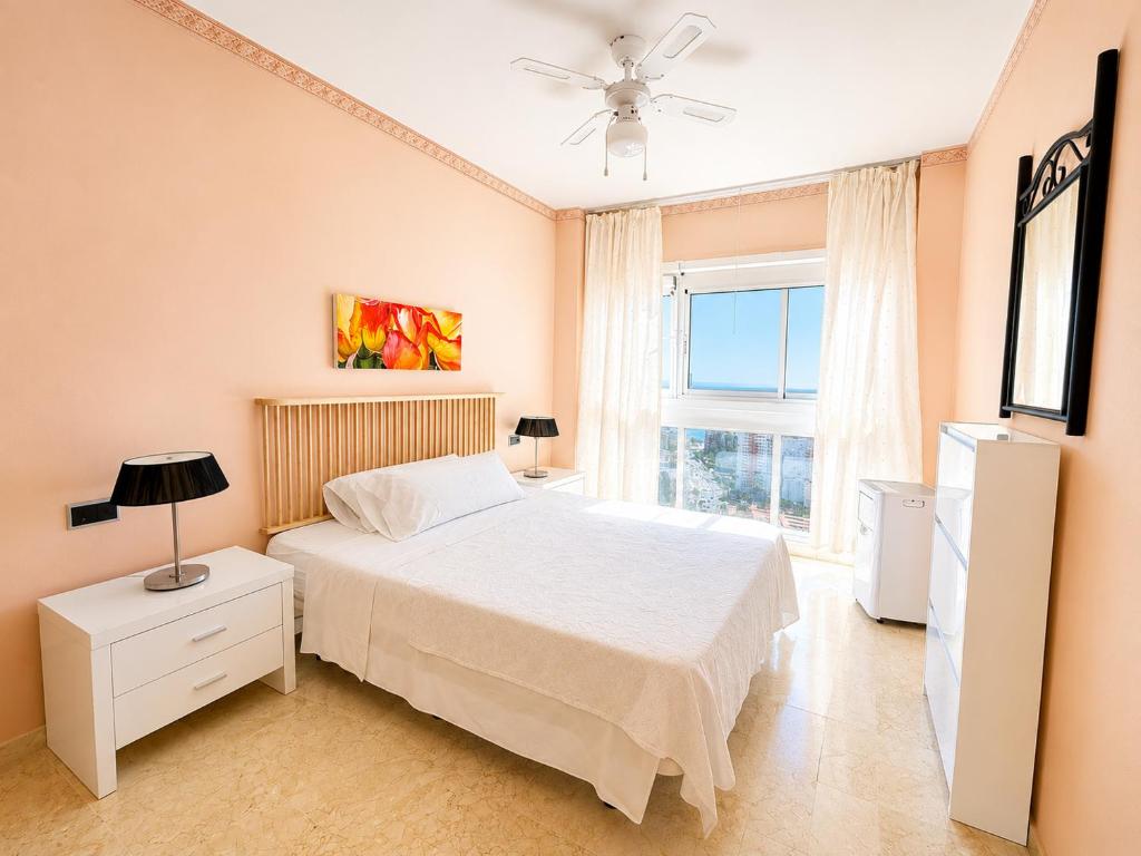 Apartamento con Vistas y Piscina Resort - 2