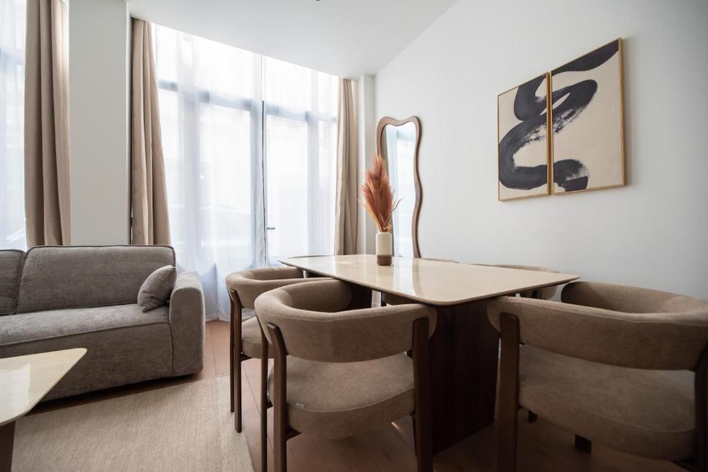 Modern Apartment in Paris with AC - 2