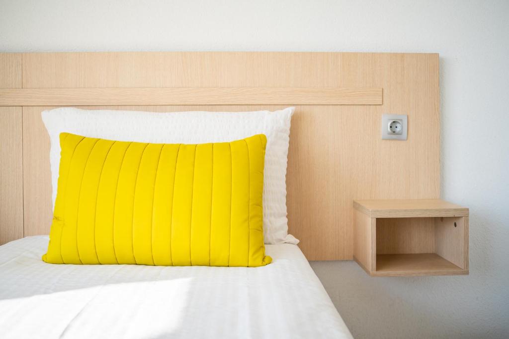 RT-Apartamentos Guinea — Hotel rooms in Playa del Ingles, Canary Islands